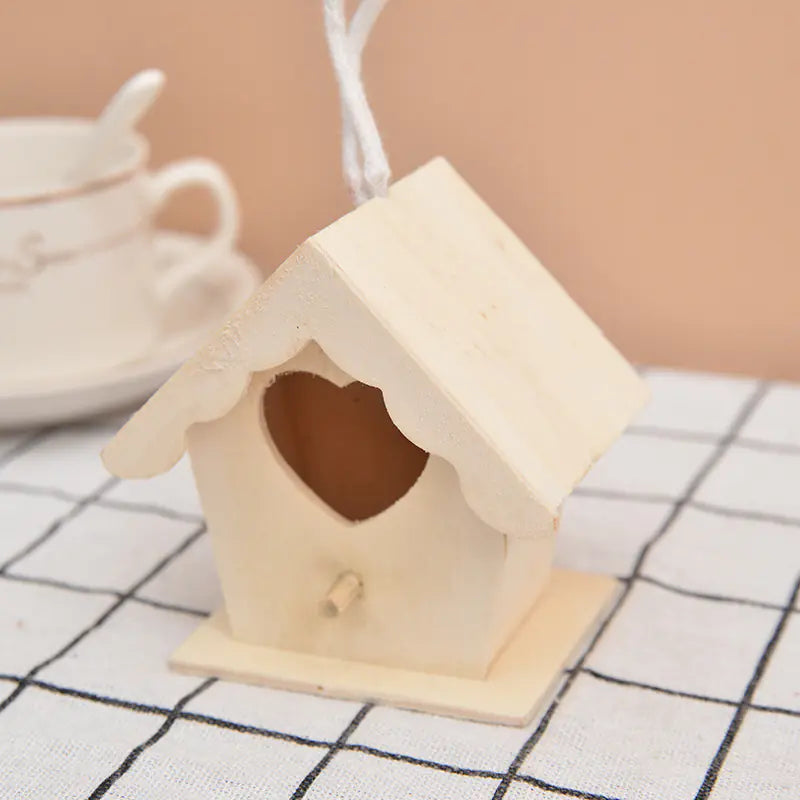 Wooden Birdhouse Outdoor Hanging Nest for Pets