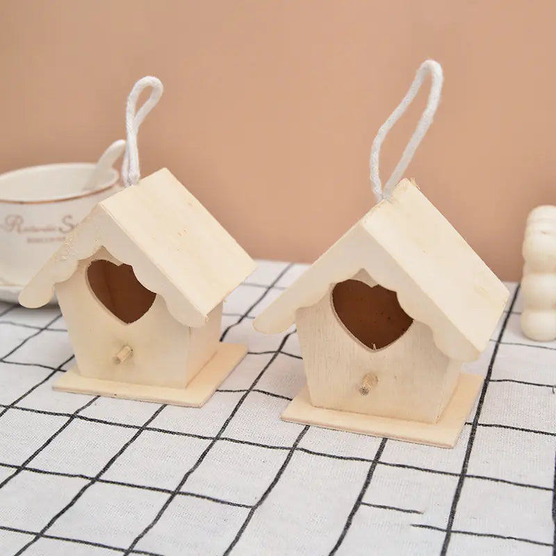 Wooden Birdhouse Outdoor Hanging Nest for Pets