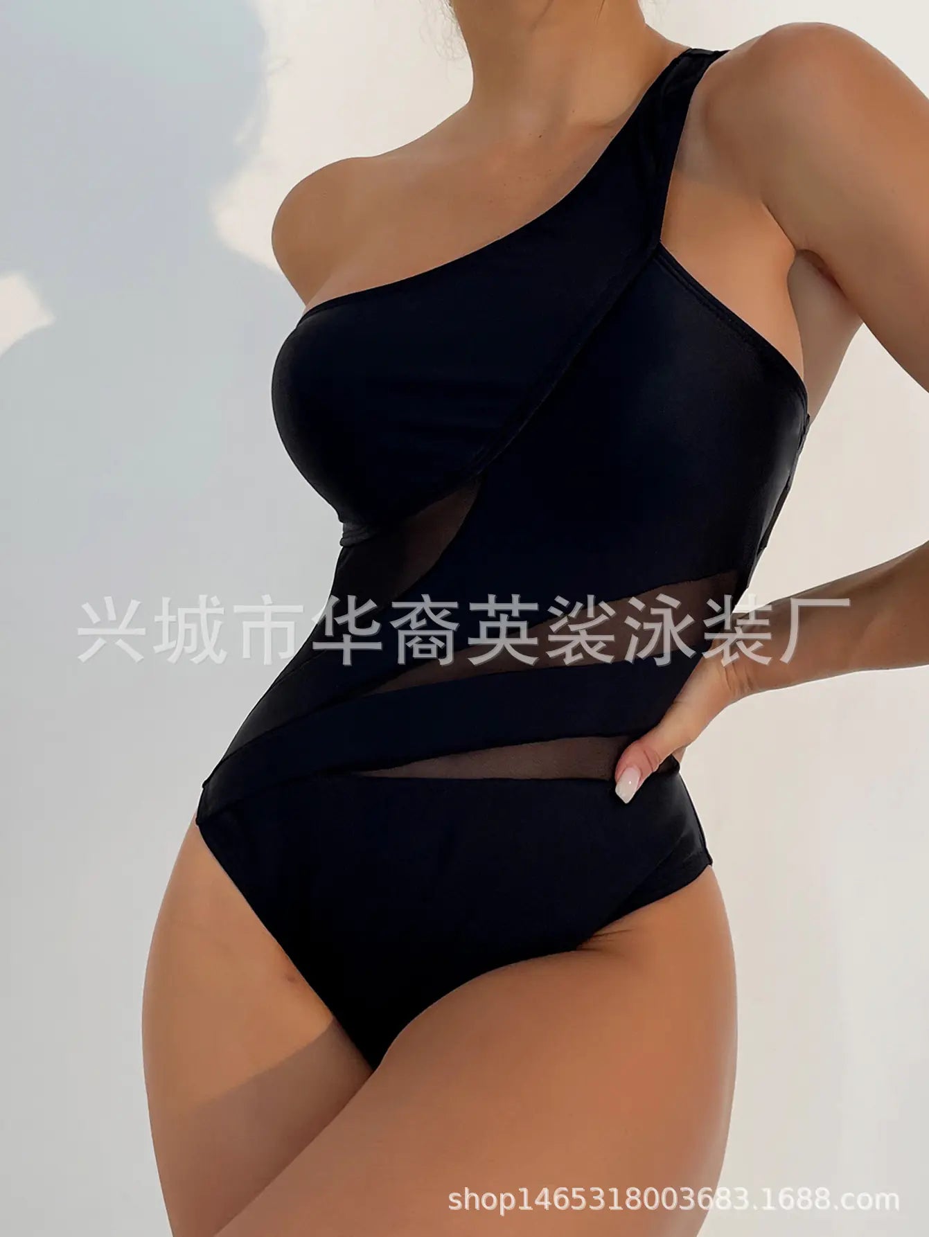 2023 New Stylish One-Shoulder Backless Swimsuit